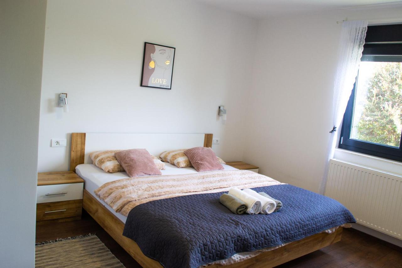 Kraljeva Hiza - Apartmani I Sobe Kralj Sveti Martin Na Muri Luaran gambar